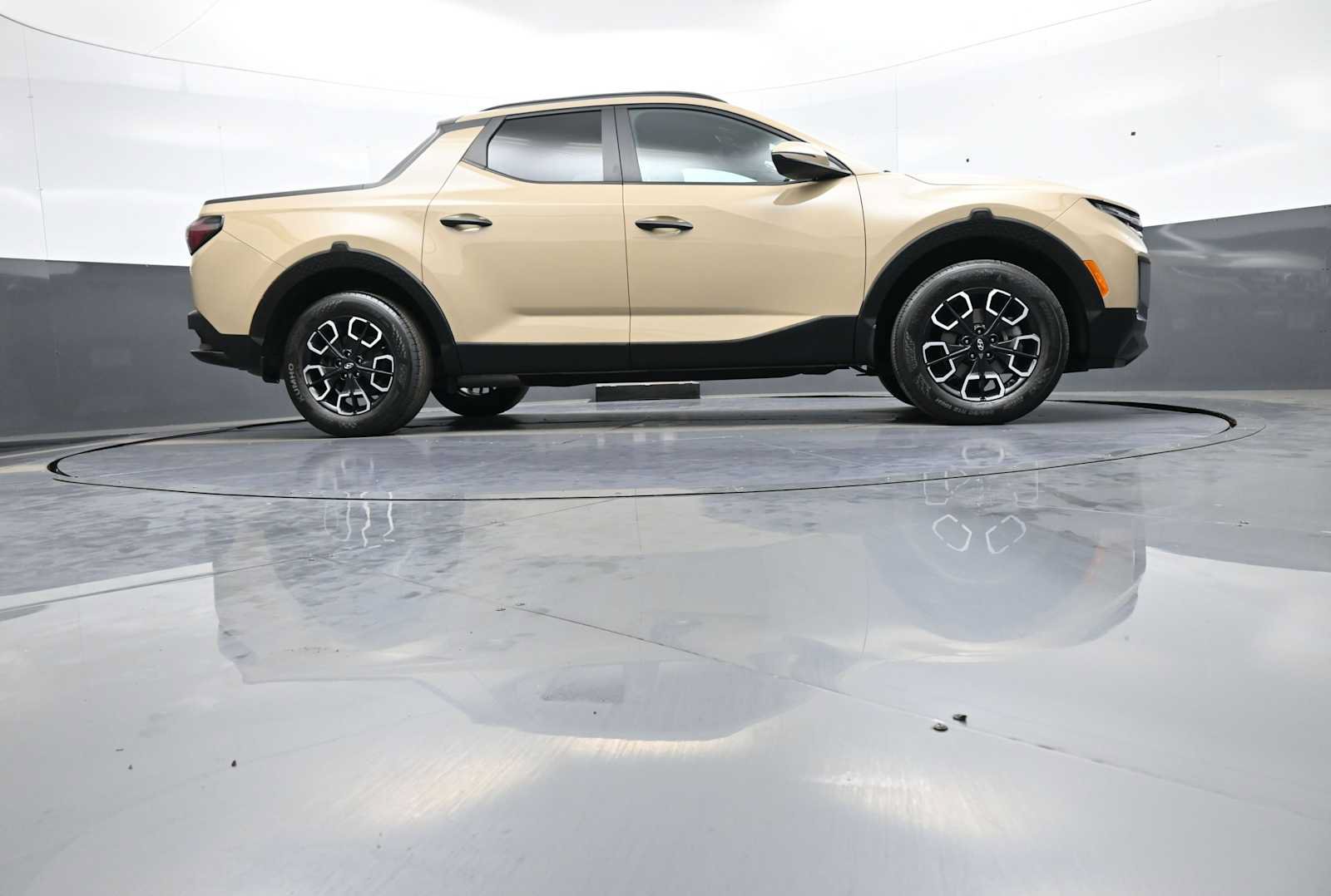 Certified 2023 Hyundai Santa Cruz SEL w/ Activity Package AWD/4WD image 29