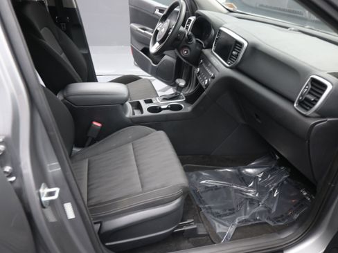 Used 2021 Kia Sportage LX image 21