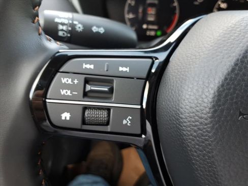 New 2026 Honda HR-V Sport image 18