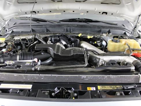 Used 2011 Ford F250 Lariat image 15