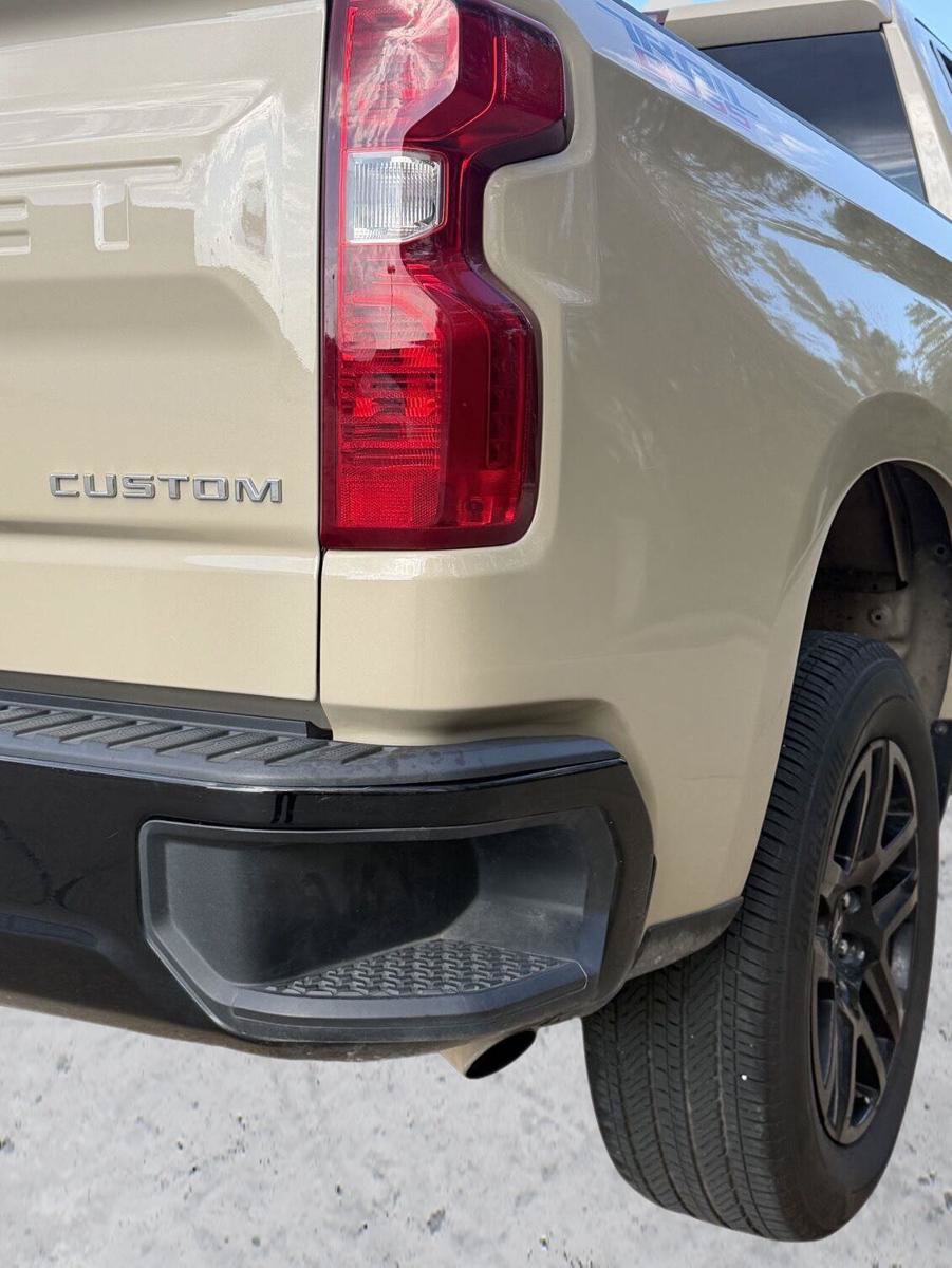 Used 2023 Chevrolet Silverado 1500 Custom Trail Boss AWD/4WD image 31