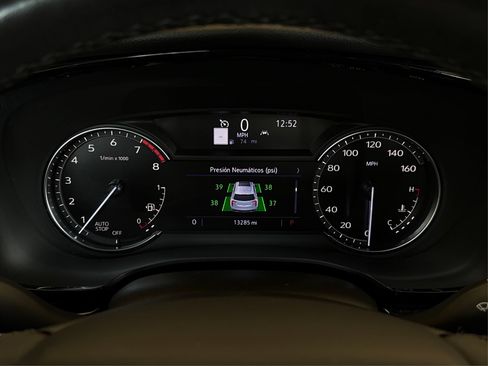 Certified 2024 Cadillac XT6 Premium Luxury FWD image 19
