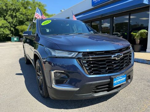 Used 2022 Chevrolet Traverse LT AWD/4WD image 9