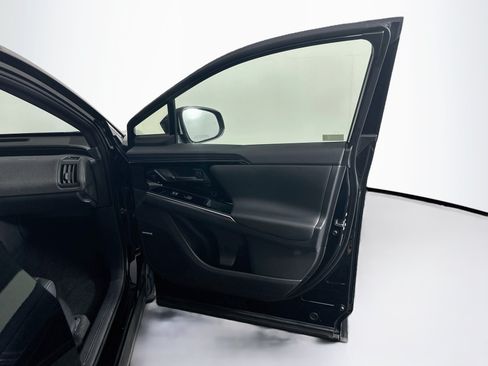 Used 2023 Subaru Solterra AWD image 32