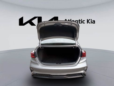 Certified 2024 Kia Forte LXS FWD image 8
