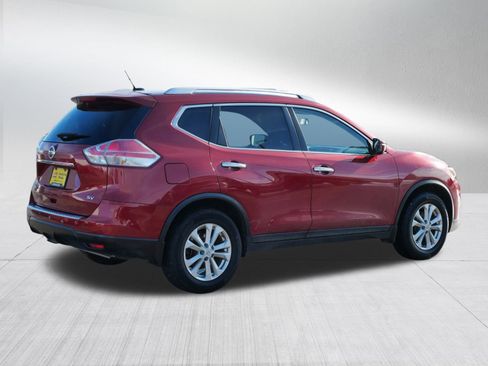 Used 2015 Nissan Rogue SV image 7