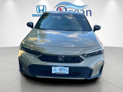 Used 2025 Honda Civic Sport image 8