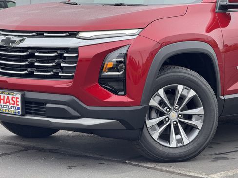 New 2026 Chevrolet Equinox LT w/ LPO, Floor Liner Package image 3