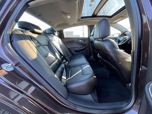 Used 2016 Chevrolet Malibu Premier w/ Driver Confidence Package FWD image 19