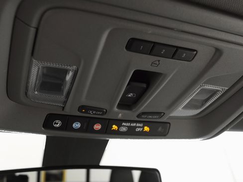 Used 2020 GMC Sierra 2500 SLE w/ SLE Value Package; image 21