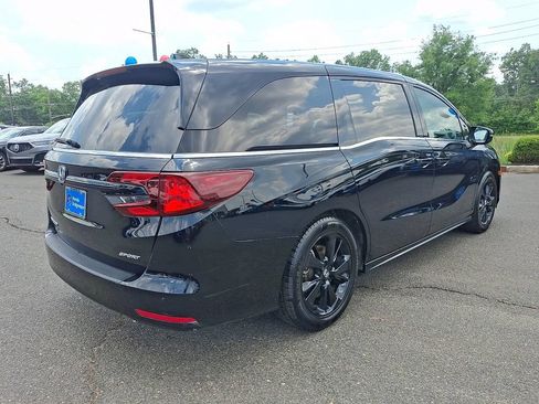 Used 2024 Honda Odyssey Sport image 6
