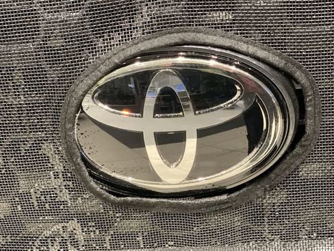 Used 2020 Toyota Tundra Platinum image 10