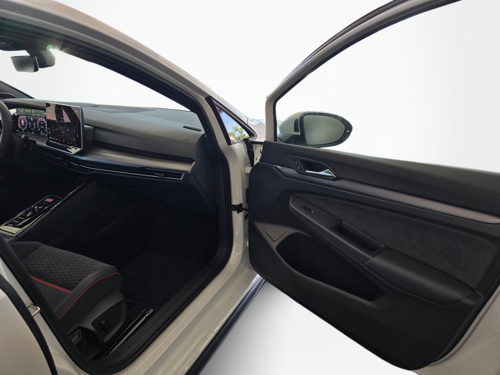 New 2026 Volkswagen GTI SE FWD image 39