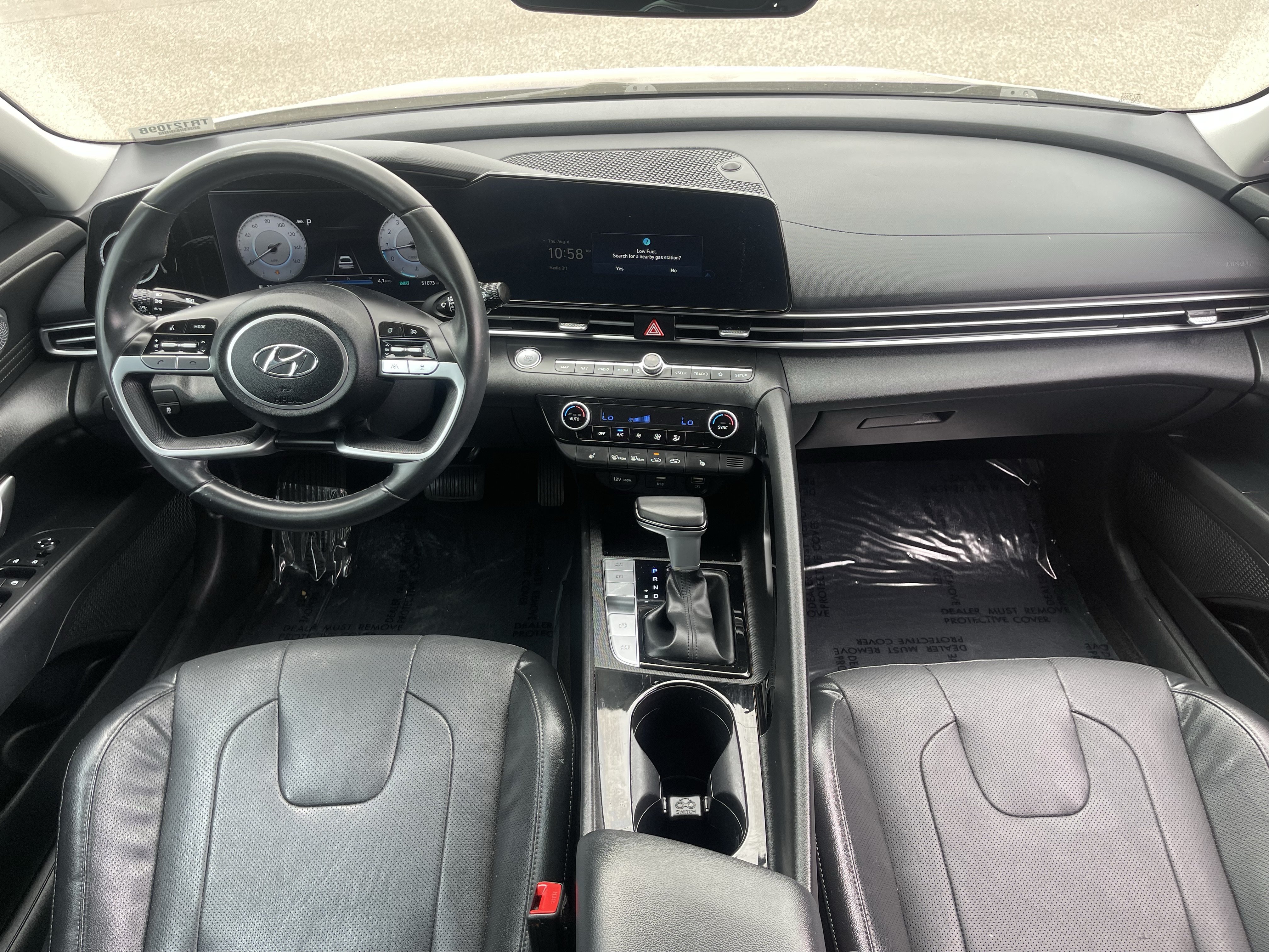 Used 2023 Hyundai Elantra Limited w/ Preferred Accessory Package FWD image 12