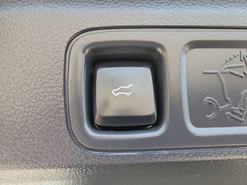 Certified 2024 Ford Expedition Max Platinum AWD/4WD image 11