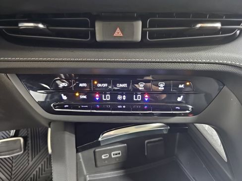Certified 2023 Buick Envision Preferred w/ Sport Touring Package AWD/4WD image 28