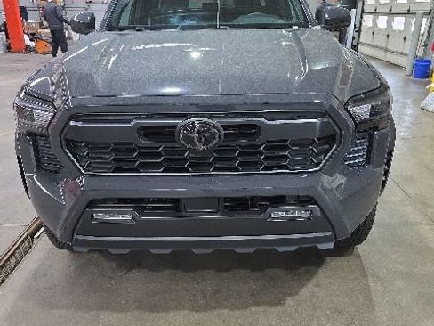 New 2026 Toyota Tacoma TRD Off-Road AWD/4WD image 2