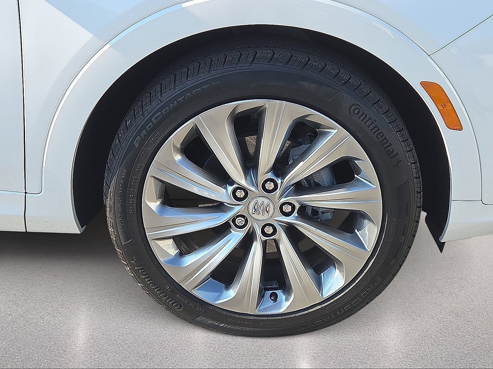 Used 2025 Buick Envista Avenir FWD image 16