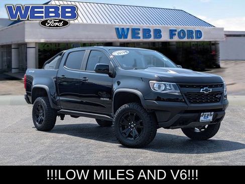 Used 2019 Chevrolet Colorado ZR2 w/ ZR2 Midnight Special Edition AWD/4WD image 1