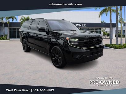 Used 2025 Ford Expedition Max Platinum w/ Stealth Appearance Package