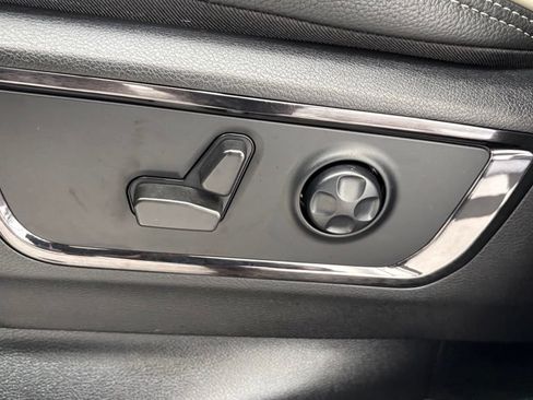 Used 2022 RAM 1500 Limited w/ Night Edition AWD/4WD image 13