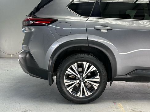 Used 2021 Nissan Rogue SV FWD image 10
