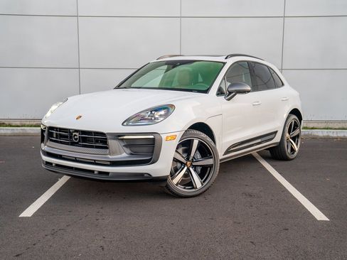 New 2026 Porsche Macan Turbo image 1