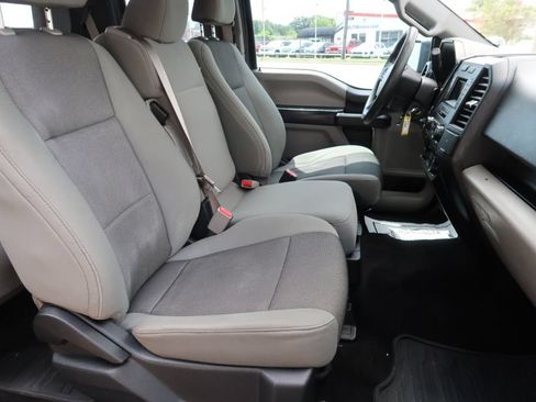Used 2015 Ford F150 XL w/ Equipment Group 101A Mid RWD image 9