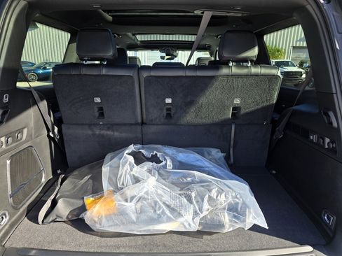 New 2025 Jeep Wagoneer Series II w/ Convenience Group I image 42