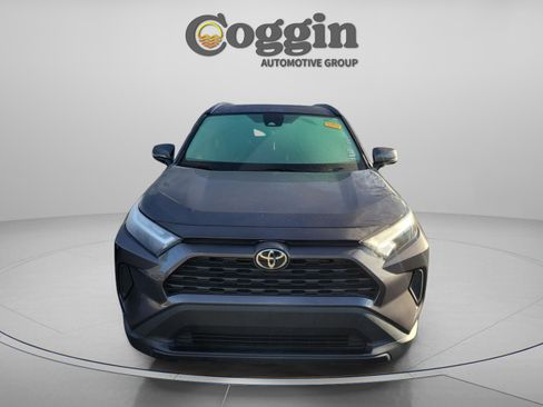 Certified 2022 Toyota RAV4 XLE w/ Convenience Package image 10