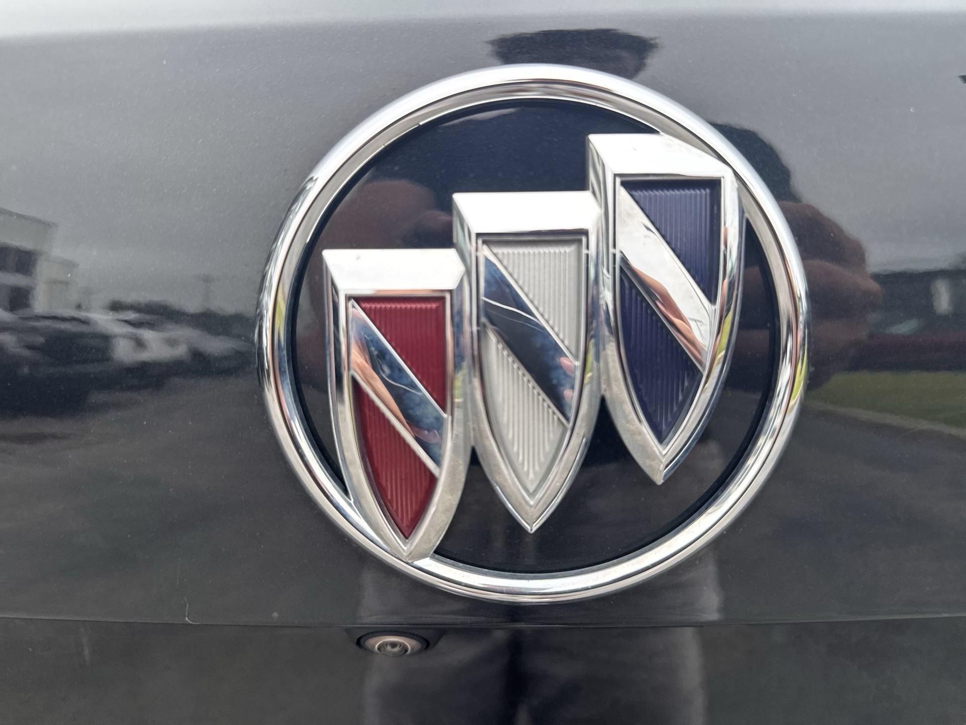 Certified 2023 Buick Envision Essence FWD image 30