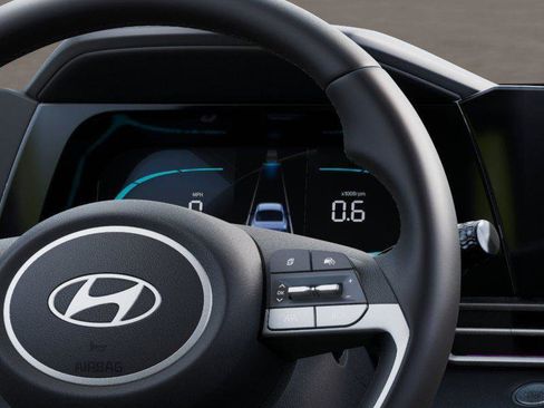 New 2025 Hyundai Elantra Sport image 14