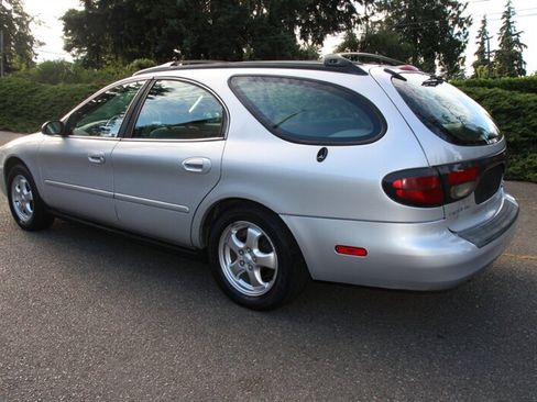 Used 2005 Ford Taurus SE FWD image 4