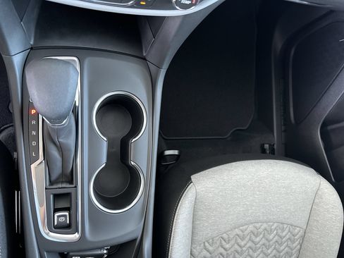 Used 2024 Chevrolet Equinox LS w/ LS Convenience Package FWD image 19