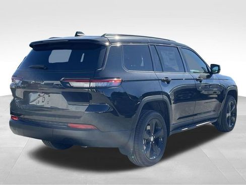 New 2025 Jeep Grand Cherokee L Altitude image 7