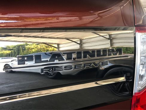 Used 2019 Nissan Titan Platinum Reserve AWD/4WD image 19