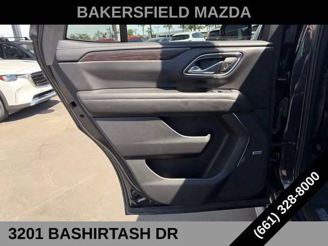 Used 2024 Chevrolet Tahoe LT w/ Luxury Package RWD image 12