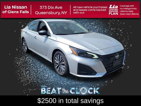 New 2025 Nissan Altima 2.5 SV image 1