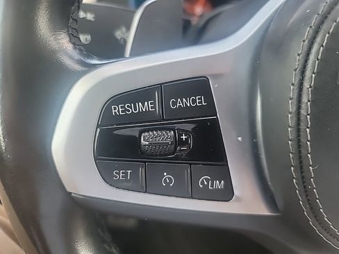 Used 2022 BMW X5 xDrive40i w/ M Sport Package image 21