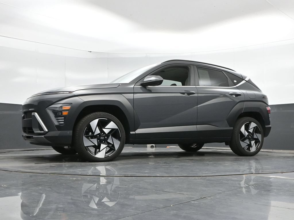Certified 2025 Hyundai Kona Limited AWD/4WD image 44