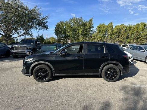 Used 2023 Honda HR-V Sport image 11