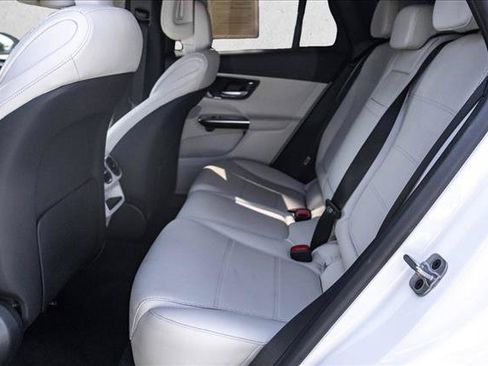 Certified 2025 Mercedes-Benz GLC 300 4MATIC image 19