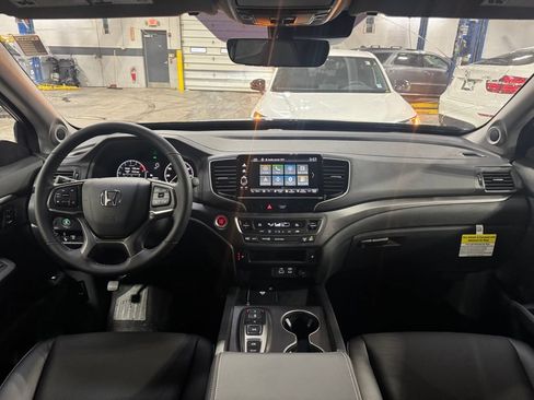 Used 2025 Honda Ridgeline RTL image 7