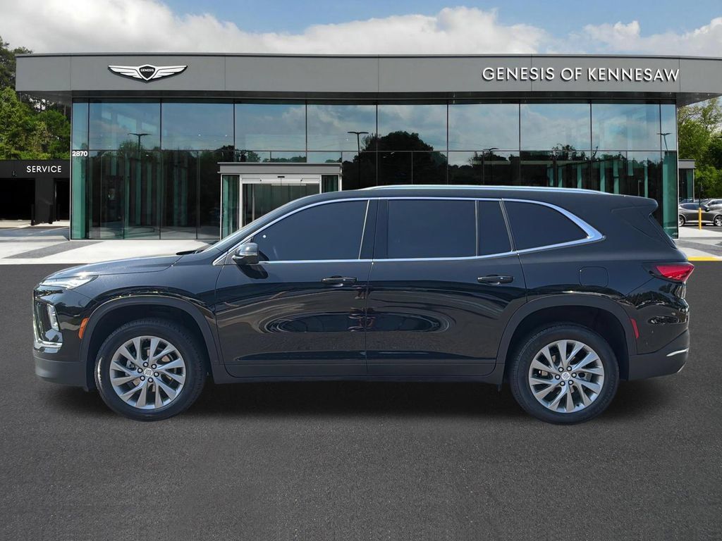 Used 2025 Buick Enclave Preferred AWD/4WD image 4