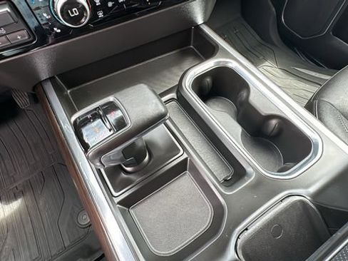 Used 2023 GMC Sierra 1500 SLT w/ SLT Premium Plus Package image 12