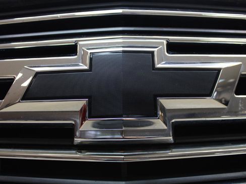 Used 2015 Chevrolet Tahoe LTZ AWD/4WD image 10