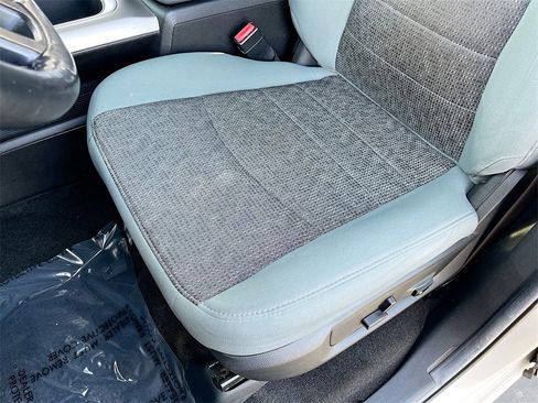 Used 2017 RAM 1500 Big Horn image 18