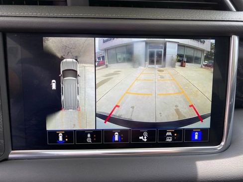 Used 2024 GMC Yukon XL Denali w/ Max Trailering Package AWD/4WD image 25