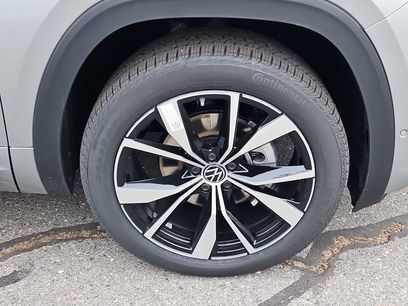 New 2026 Volkswagen Atlas SEL Premium R-Line