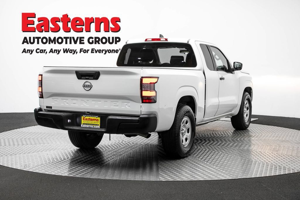 Used 2022 Nissan Frontier S RWD image 5
